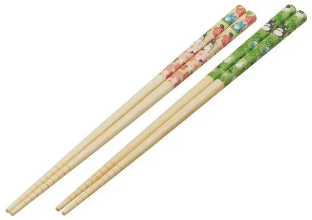 Alt view image 2 of 2 - My Neighbor Totoro Bamboo Chopstick 2 Sets -Anti-Slip Grip for Ease of Use - Authentic Japanese Design - Lightweight, Durable and Convenient