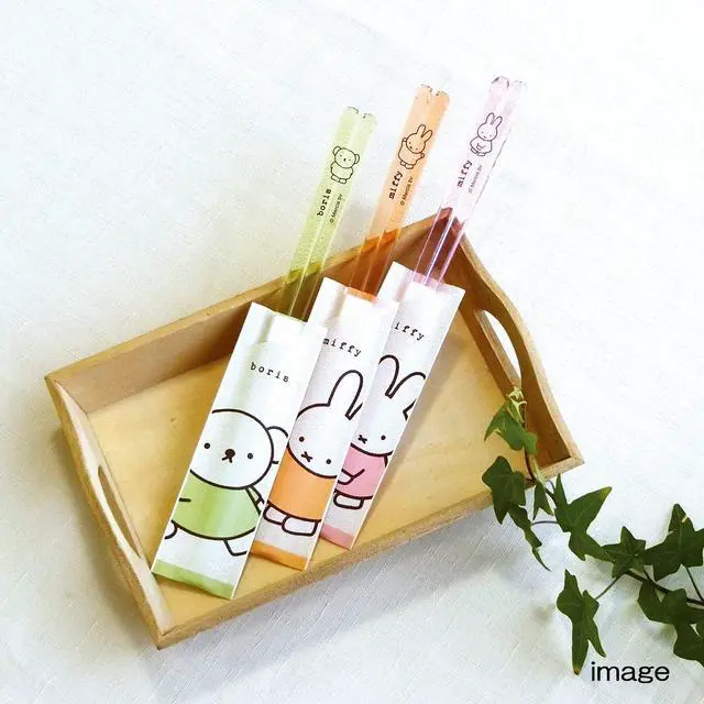 Alt view image 2 of 2 - Dick Bruna 490584 Miffy Clear Chopsticks 9.1 inches (23 cm), Light Orange, Made in Japan
