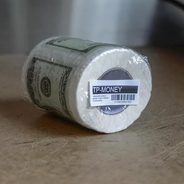 Alt view image 3 of 7 - Gurus 100 One Hundred Dollar Bill Roll of Toilet Paper