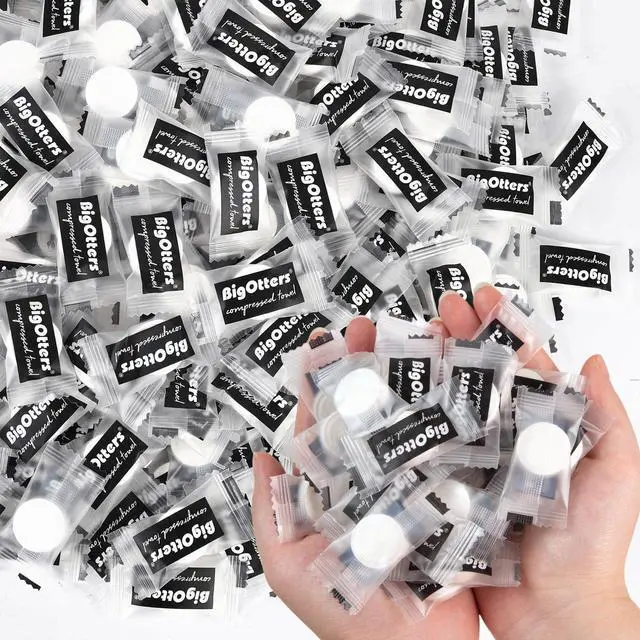 Main image of 200 PCS Cotton Compressed Towels, Disposable Face Towels