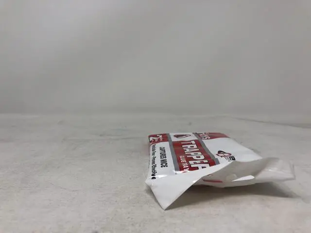 Alt view image 2 of 2 - Trapper Rat Glue Boards 1Pack (2 Boards)