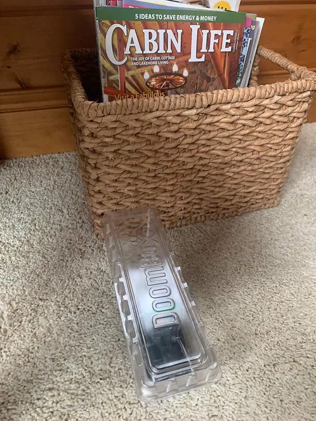 Alt view image 6 of 7 - Clear Enclosed Mouse Trap | Highly Effective and Keeps the Mess with the Mouse | Patented Click-It Closure Technology | Safe for Kids & Pets | Certified Child Resistant | Made in USA (3)