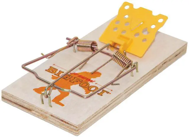 Main image of Heavy-Duty Wooden Rat Trap with Adjustable Sensitivity for Effective Rodent Control