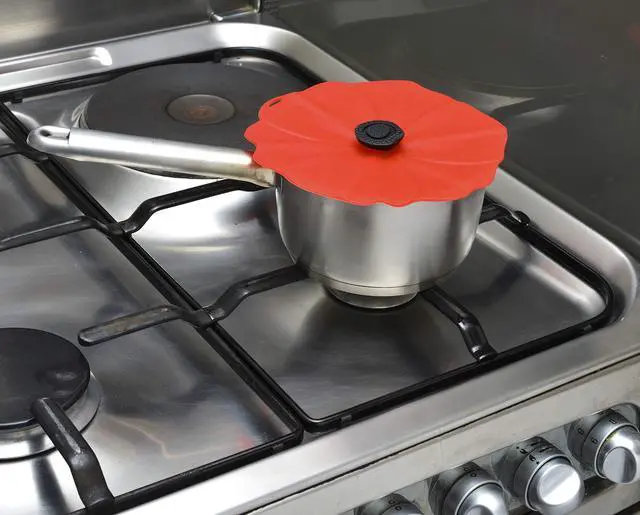 Alt view image 4 of 7 - Poppy Silicone Lid for Food Storage and Cooking - Airtight Seal on Any Smooth Rim Surface - BPA-Free - Oven, Microwave, Freezer, Stovetop and Dishwasher Safe (6 Inch)