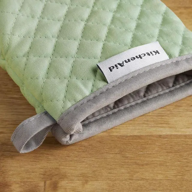 Alt view image 3 of 6 - Asteroid Mini Oven Mitt Set, 5.5"x8", Pistachio, 2 Piece