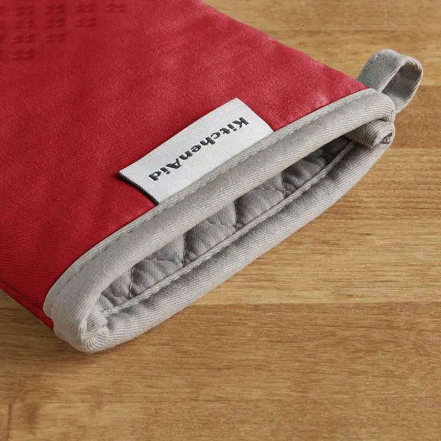 Alt view image 4 of 6 - Asteroid Oven Mitt Set, 7"x12.5", Fire Red, 2 Piece