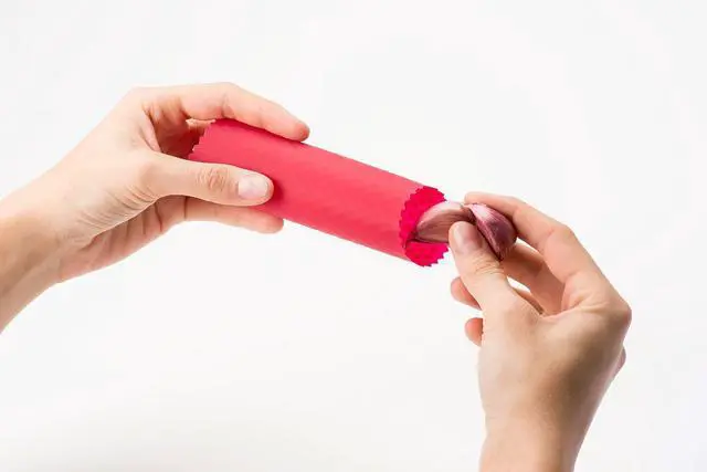 Alt view image 2 of 7 - Garlic Peeler - Silicone Garlic Peeler Tube Roller for Easy Garlic Skin Removal - Dishwasher Safe - Perfect for Gift & Essential Kitchen Gadgets - Red