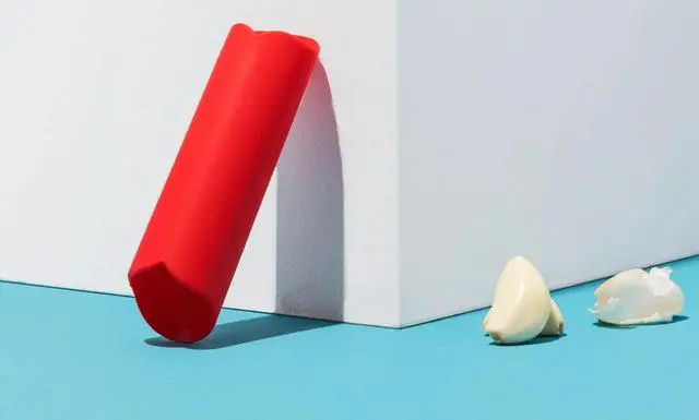 Alt view image 6 of 7 - Garlic Peeler - Silicone Garlic Peeler Tube Roller for Easy Garlic Skin Removal - Dishwasher Safe - Perfect for Gift & Essential Kitchen Gadgets - Red