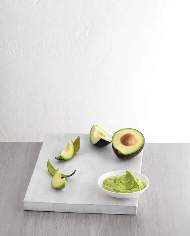 Alt view image 6 of 7 - 3-in-1 Avocado Knife with Non-Stick Coating, 7.25 inch/18.42 cm, Green