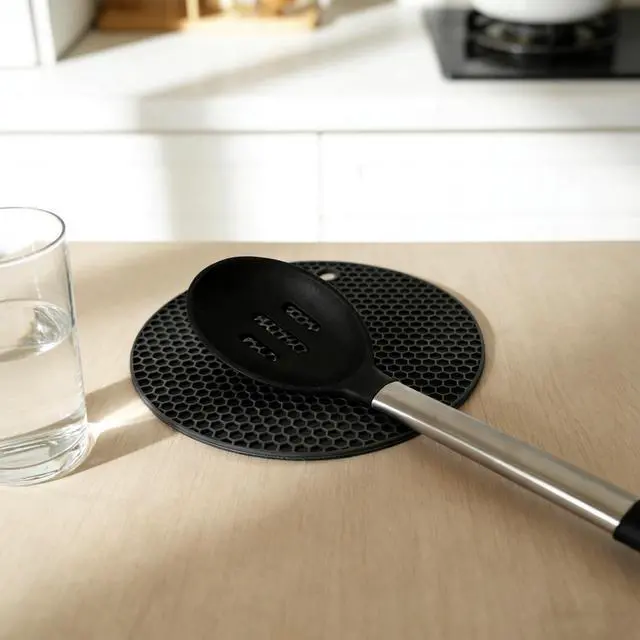Alt view image 4 of 4 - Silicone Trivet Mats, 4 Pack, Black and Grey