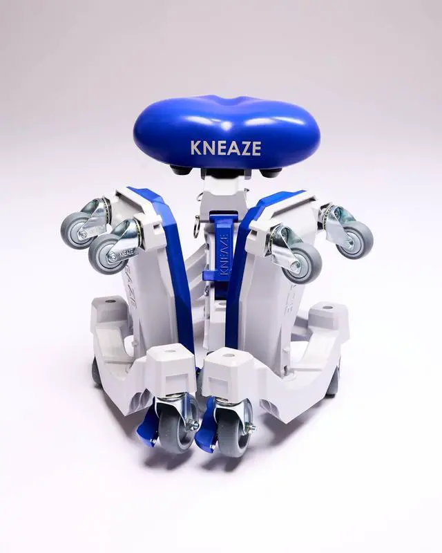 Alt view image 2 of 7 - Rolling Knee Pads - Compact Design, Ergonomic Comfort, Versatile Storage, Durable Construction