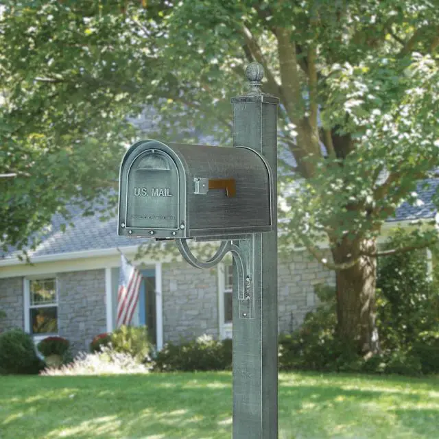 Alt view image 6 of 6 - Special Lite Classic Curbside Mailbox - Verde Green Aluminum Mailbox for Post Mount - SCC-1008-VG