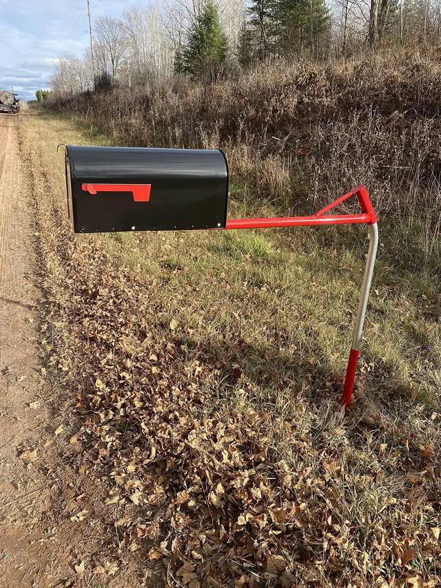 Alt view image 3 of 3 - Rural Mailbox Complete Kit (Large): Mailbox Support with Large Size Mounting Board and Large Capacity Mailbox - New and Improved with Durable Powder Coating