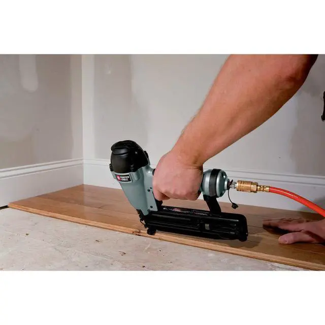 Alt view image 5 of 6 - FN250C 16-Gauge 2 1/2 in. Straight Finish Nailer Kit