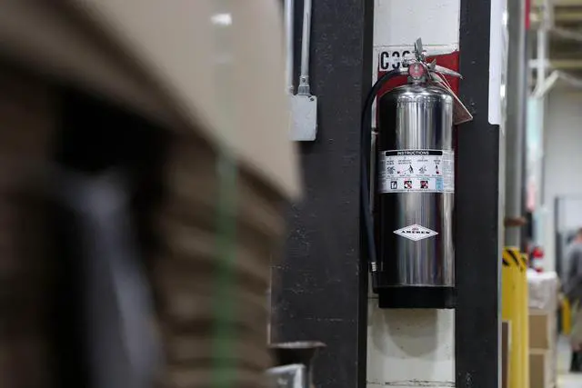 Alt view image 5 of 6 - B240 Stored Pressure Water Fire Extinguisher, 2.5 Gallon for Class A Fires