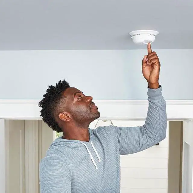 Alt view image 3 of 6 - First Alert SMICO100-AC Interconnect Hardwire Combination Smoke & Carbon Monoxide Alarm with Battery Backup, 5 Pack