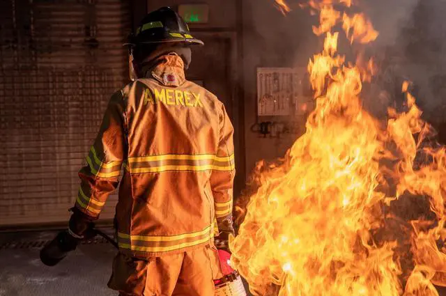 Alt view image 6 of 6 - 322 CO2 Class B C Fire Extinguisher, 5 lb
