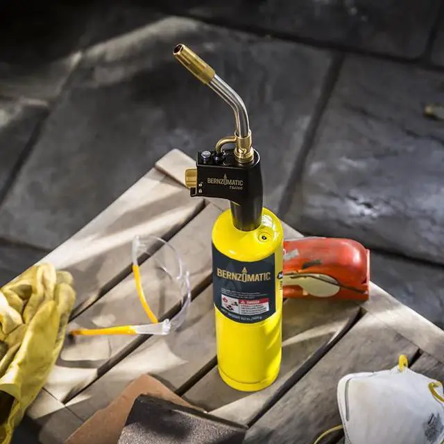 Alt view image 3 of 6 - Trigger Start Torch (TS 8000 Torch + 3 MAP PRO Gas Cylinders)