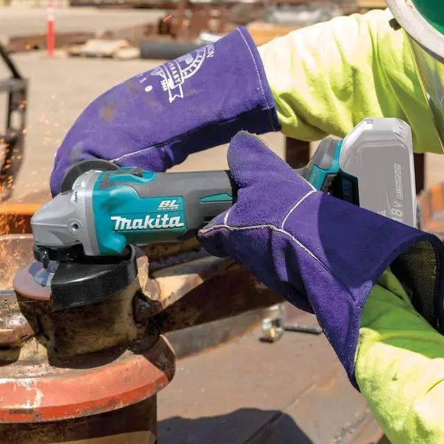 Alt view image 4 of 5 - XAG04Z 18V LXT® Lithium-Ion Brushless Cordless 4-1/2 / 5" Cut-Off/Angle Grinder, Tool Only