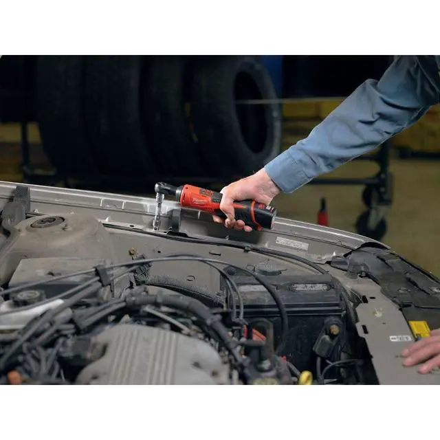 Alt view image 3 of 6 - 2457-21 3/8-in Cordless M12 Lithium-Ion Ratchet Kit