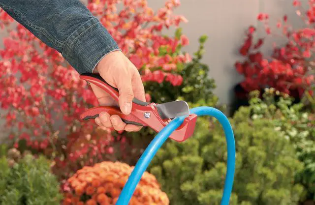 Alt view image 2 of 6 - 20 Pack Poly Pipe Tubing Cutter, Sprinkler Tube Cutting Tool - Cut up to 1 1/4 Inch - 26120