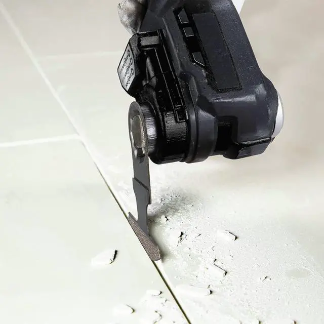Alt view image 2 of 6 - XMT04ZB 18V LXT® Lithium-Ion Sub-Compact Brushless Cordless StarlockMax® Multi-Tool, Tool Only | StarlockMax® Multi-Tool, Tool Only