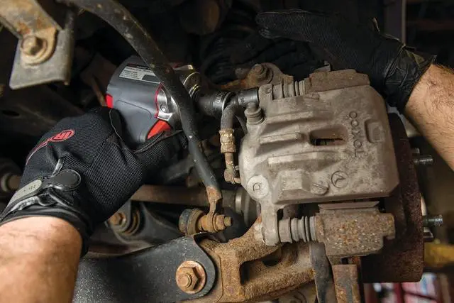Alt view image 3 of 6 - 35MAX Ultra-Compact Impactool, 1/2 Inch