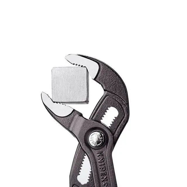 Alt view image 3 of 5 - Tools 22-1/2" Cobra XL/XXL Pipe Wrench & Water Pump Pliers, Plastic Grip