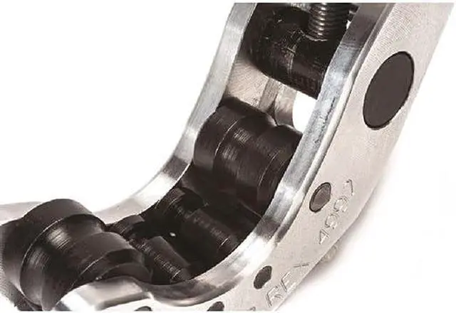 Alt view image 3 of 6 - 4992RED - Close Quarters Tubing Cutter 1/4" - 2-3/8", Limited Red Edition