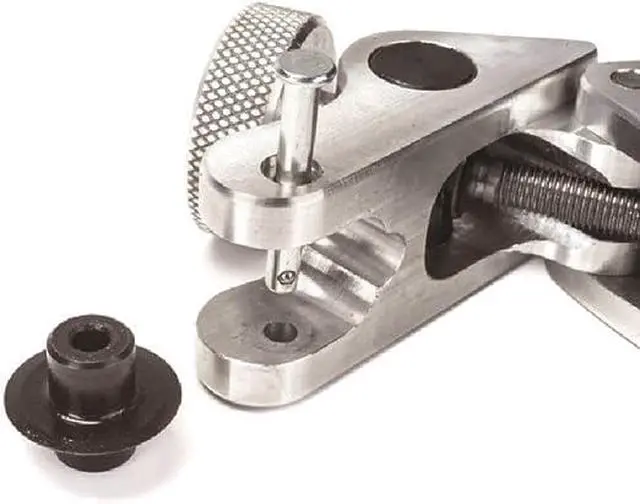 Alt view image 5 of 6 - 4992RED - Close Quarters Tubing Cutter 1/4" - 2-3/8", Limited Red Edition