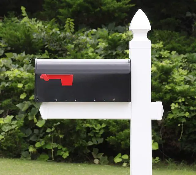 Alt view image 4 of 6 - The Richmond Vinyl/PVC Mailbox Post No Dig System - White (Includes Mailbox)