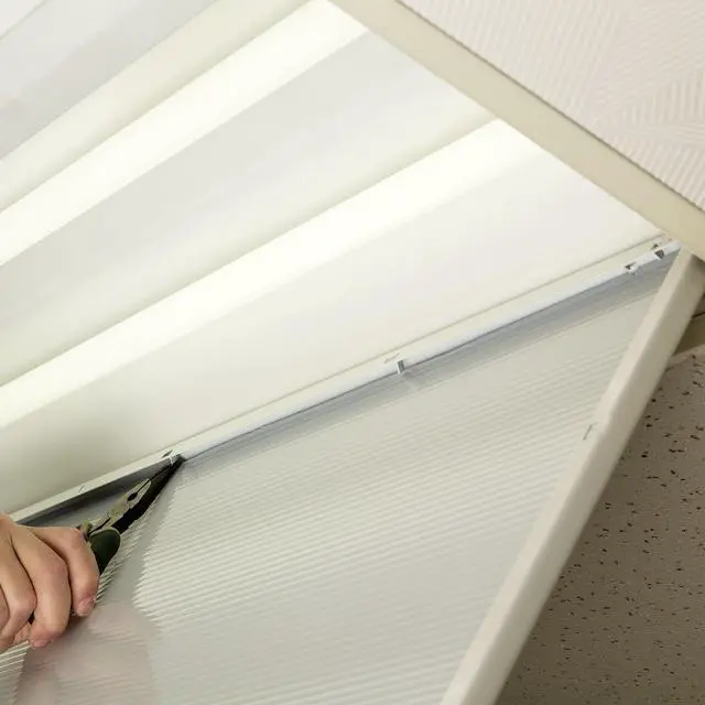 Alt view image 3 of 6 - 2ft x 4ft Ice Light Panels (Pack of 6)