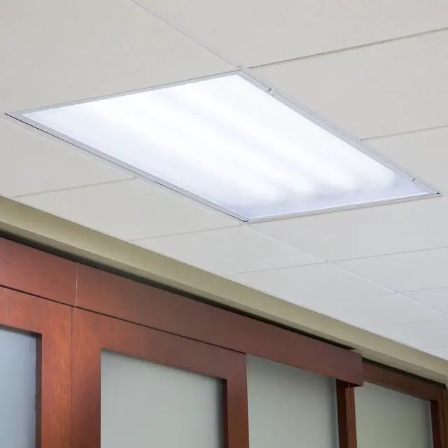Alt view image 4 of 6 - 2ft x 4ft Clear Light Panels (Pack of 6)