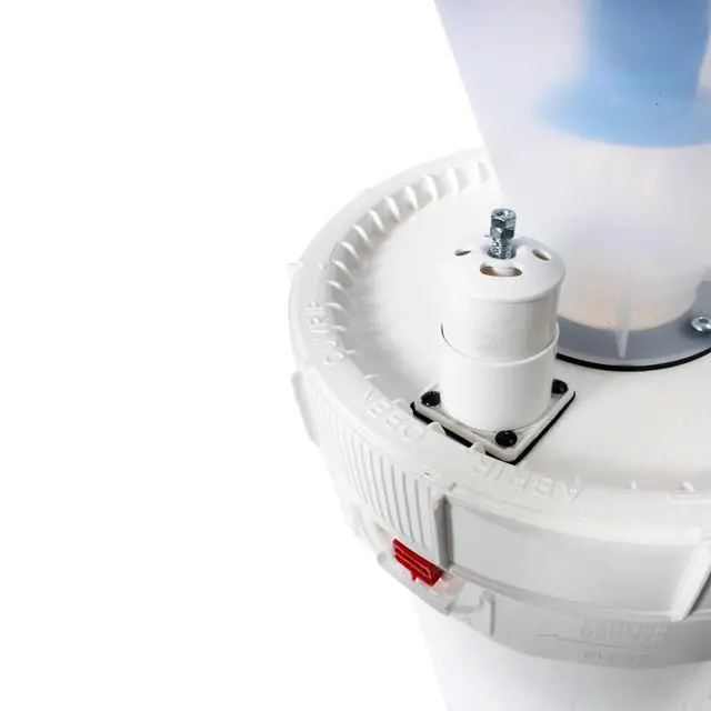 Alt view image 2 of 6 - Assembled Quick Click Dust Separator with 12 Gallon Locking Collection Bin and Air Relief