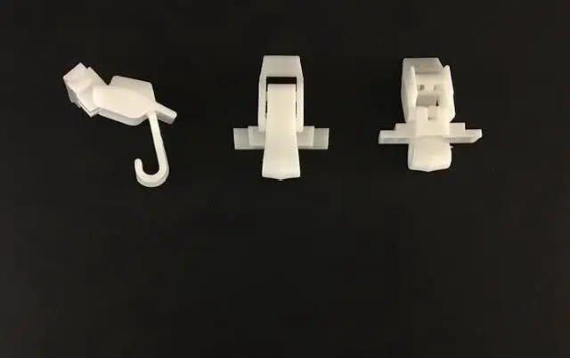Main image of Vaportight/Vaporproof Covers Latches | White Clips | Made in USA (200 Pieces)