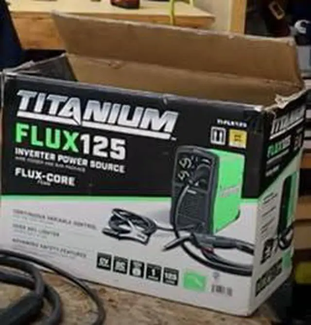 Alt view image 5 of 6 - Easy-Flux 125 Amp Welder Green