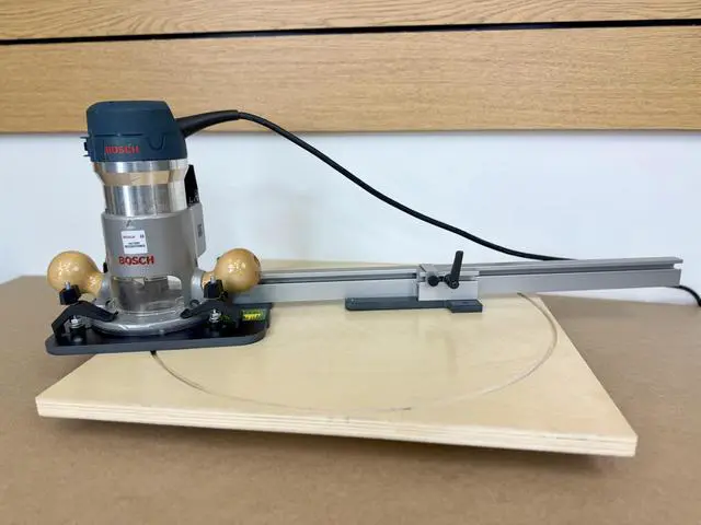 Alt view image 5 of 5 - 3260 Circle Cutting Jig, 4" to 62" Diameter | Solid construction, Anodized Aluminum extrusion, pivot pin included, made in usa