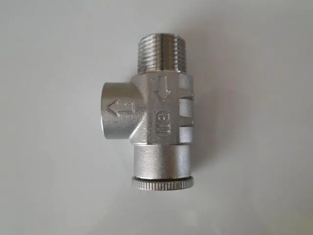 Alt view image 3 of 6 - STAINLESS STEEL 1 x 11 Tank Tee Kit Installation Water Well Pressure Tank with SQUARE D 30/50 FSG2 pressure switch
