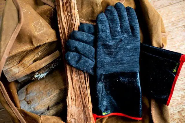 Alt view image 2 of 6 - Leather BBQ Gloves, Heat & Fire Resistant, Suede Palm, Puncture & Cut Resistant, Cotton Lining, Ideal for Grilling, Animal Handling, Gardening, Thorn Pruning, Fire Pit & Outdoor Work