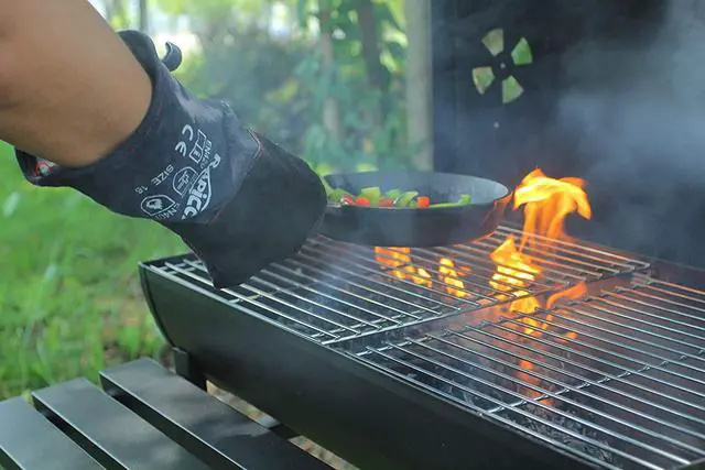 Alt view image 6 of 7 - Fireplace Fire Pit Gloves, 932°F Fireproof Leather, 16in Dark Grey