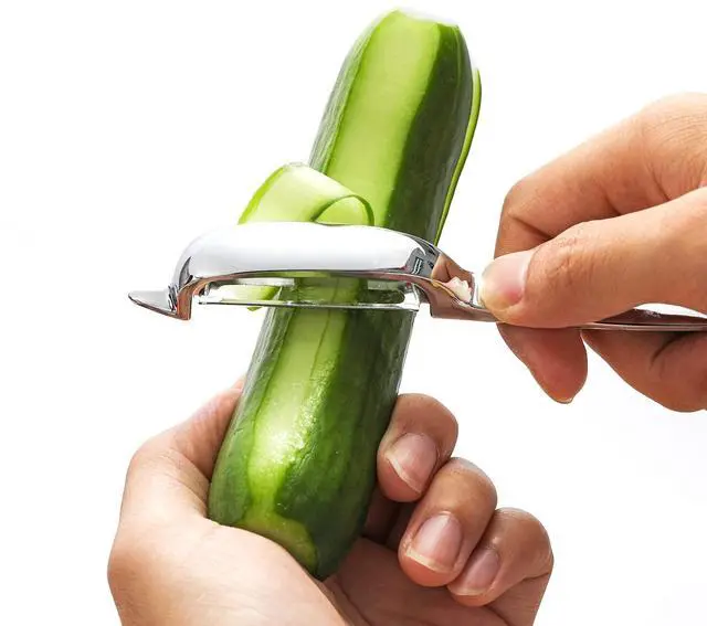 Alt view image 4 of 7 - Set of 2 Stainless Steel Vegetable Peeler,Y-Shaped and I-Shaped Stainless Steel Peelers For Potatoes, All Fruits & Veggies¡