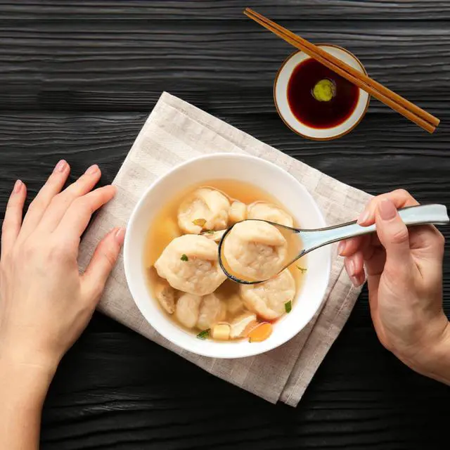 Alt view image 5 of 6 - Asian Ceramic Soup Spoon, with Long Handle Easy to Hold, Non-slip Bottom, for Japanese Ramen, Chinese and Vietnamese Wonton, Noodle Soup Spoons (V86)