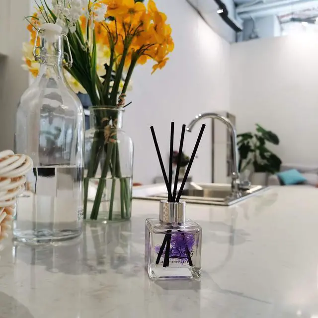 Alt view image 3 of 7 - Reed Diffuser Set with Sticks Lavender Aromatherapy Oil Scent Diffuser for Home Office Bathroom Decoration Perfume and Gifts 50ml/1.7 oz