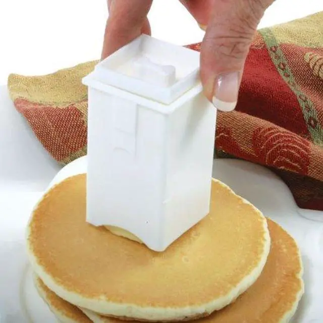 Alt view image 2 of 4 - Butter Spreader,White