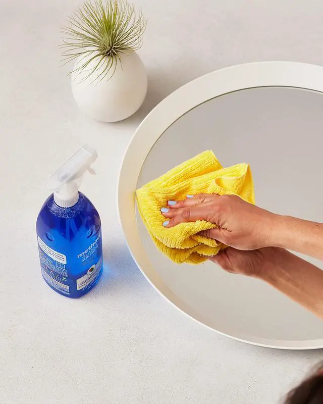 Alt view image 4 of 5 - Method Glass Cleaner, Mint, 28 Ounce, 4 Pack, Packaging May Vary