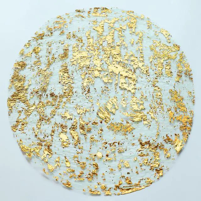 Main image of Snowkingdom Disposable Gold Placemats Set of 12 Metallic Round 13 Inch Foil Mesh Pressed Fall Table Mates 12 Pack Gold Doilies for Dining Table Wedding Birthday Party Holiday Home Decoration