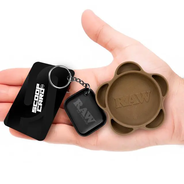 Alt view image 2 of 3 - Gripper Grinder - Spice Mill - Medium Grind V2 + RAW Tiny Matte Black Murder'd Tray KeyChain - Unique Collectible