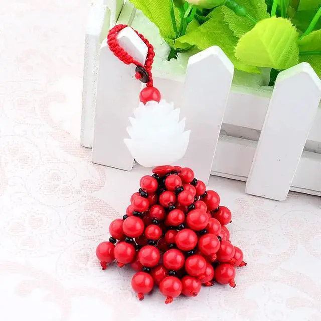 Main image of xiexuelian Fashion car Key Pendant Female red Bean Bodhi Waist Hanging Male Couple Keychain Creative Gift Bag jewelry 1Pcs(72+)