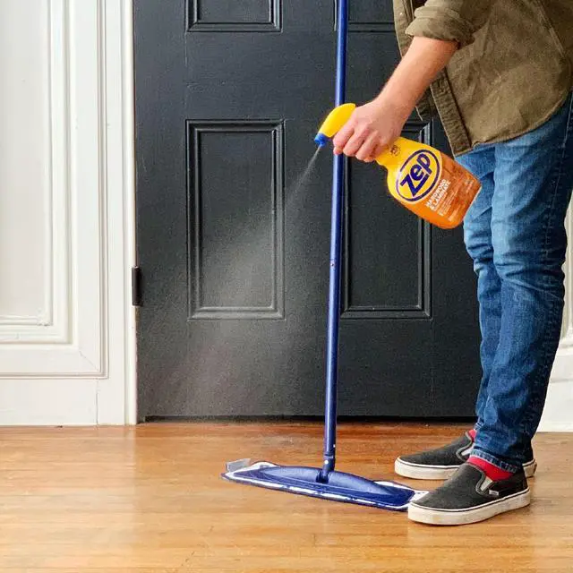 Alt view image 6 of 7 - ZUHLF32 Hardwood and Laminate Floor Cleaner 32 ounces