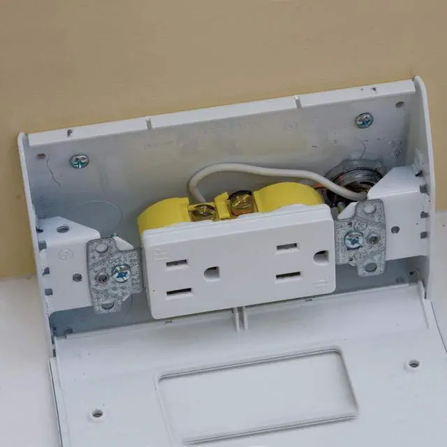 Alt view image 6 of 7 - Hubbell Wiring Systems RU100W tradeSELECT Metal Under Cabinet/Counter Power Distribution Slim Fit Box, 5.57" Length x 3.40" Width x 1.55" Height, White